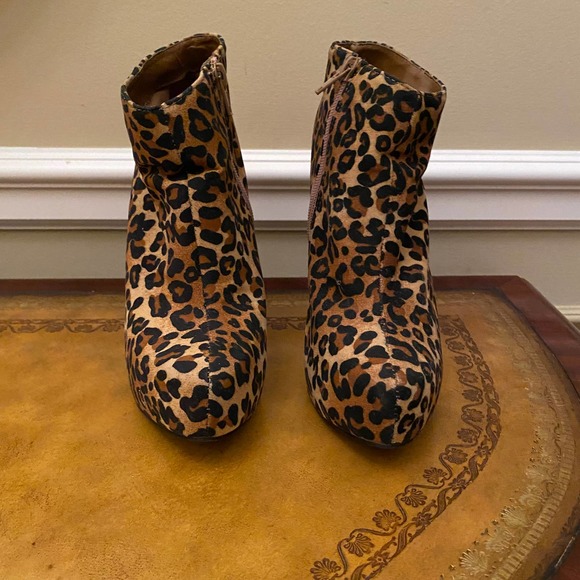 Qupid Leopard Print Stiletto Booties NEW - Picture 4 of 11
